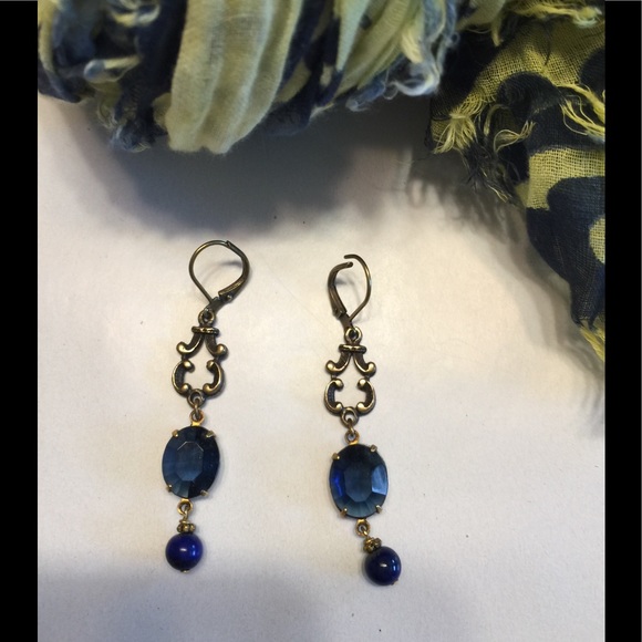 Margarita Blue Crystal Earring - Picture 3 of 3